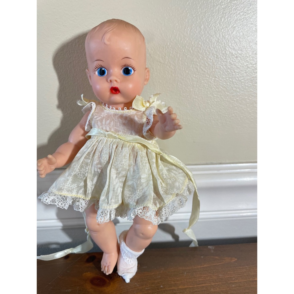 Vintage Vogue Dolls Inc 8 Inch Baby Doll Yellow Lace Dress Blue Sleep Eyes